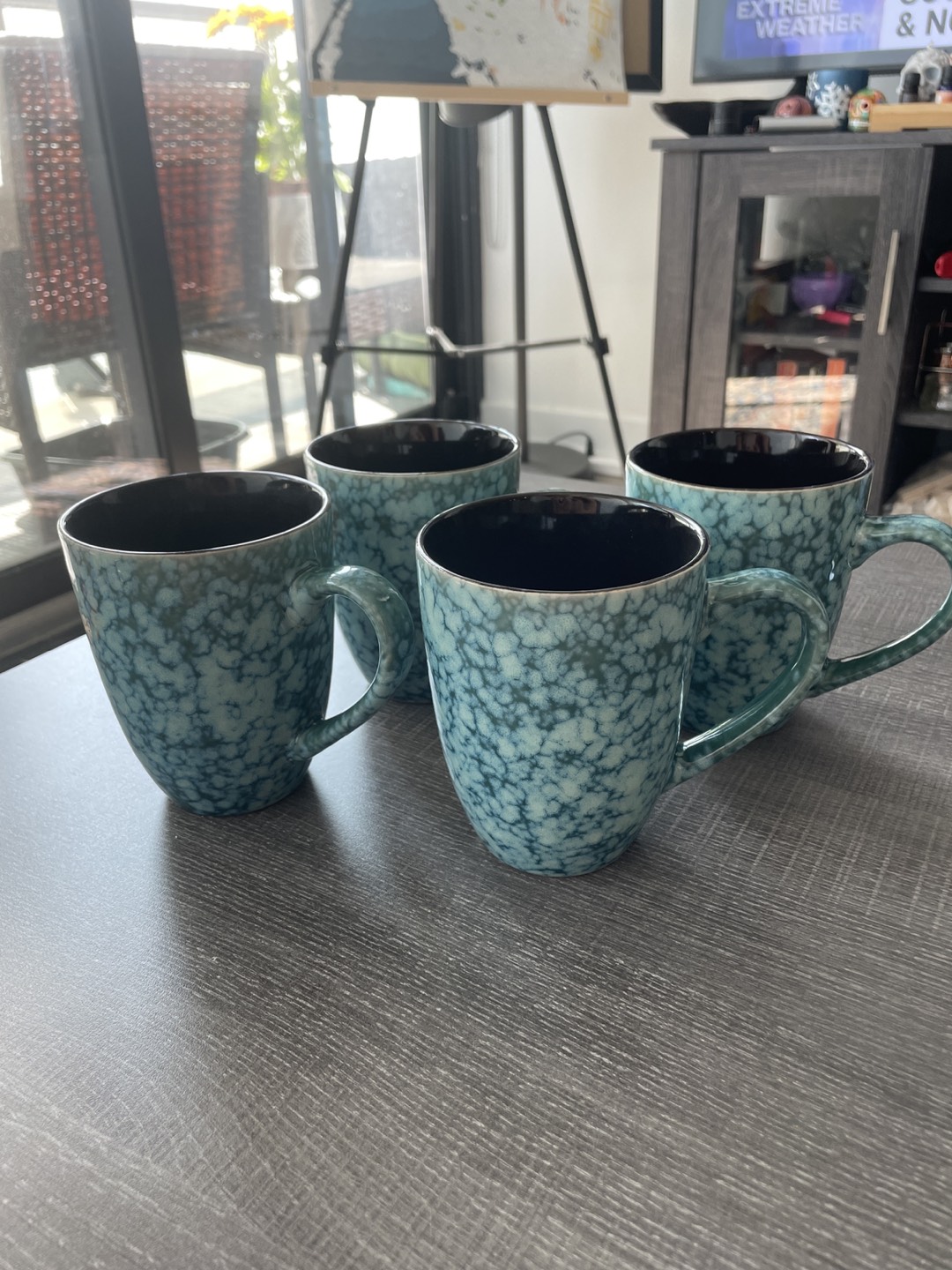 4 mugs thumbnail