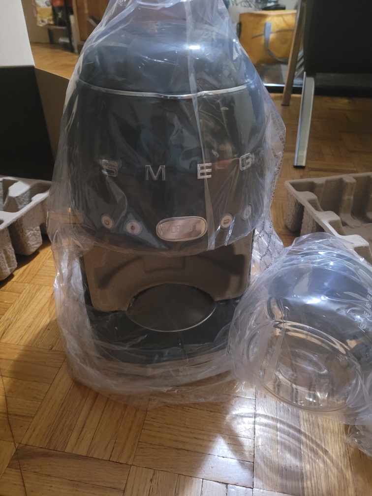 Brand New Smeg Coffee Maker - photo 3