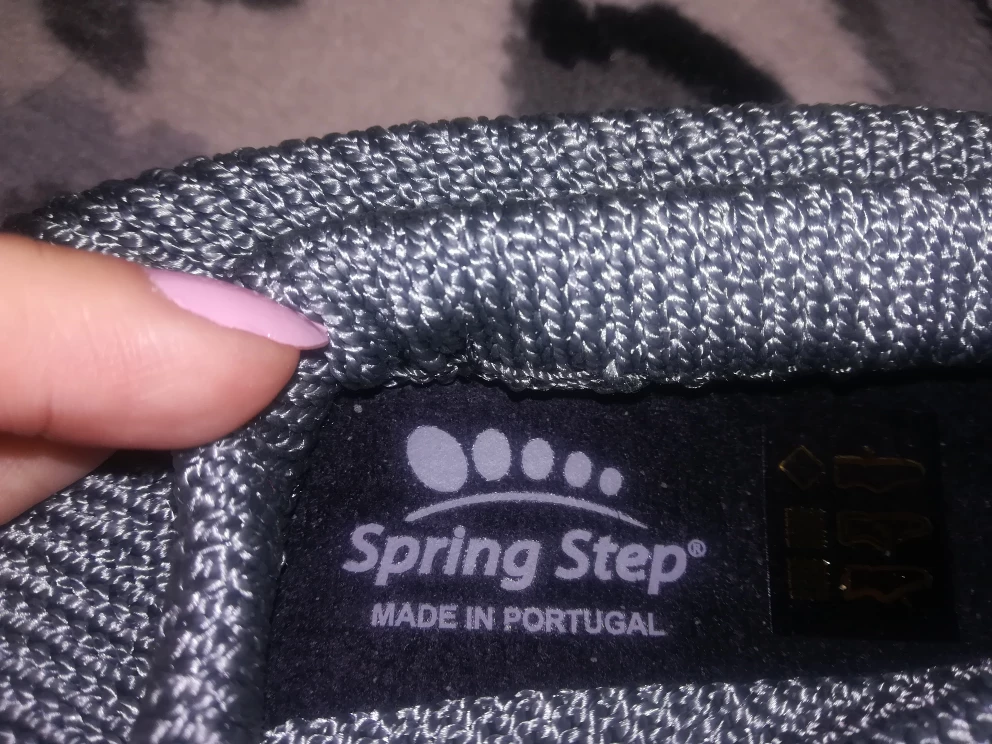 NEW Women's Spring Step Stretch slip on shoes, Gray size 9.5/10 image indicator(3)