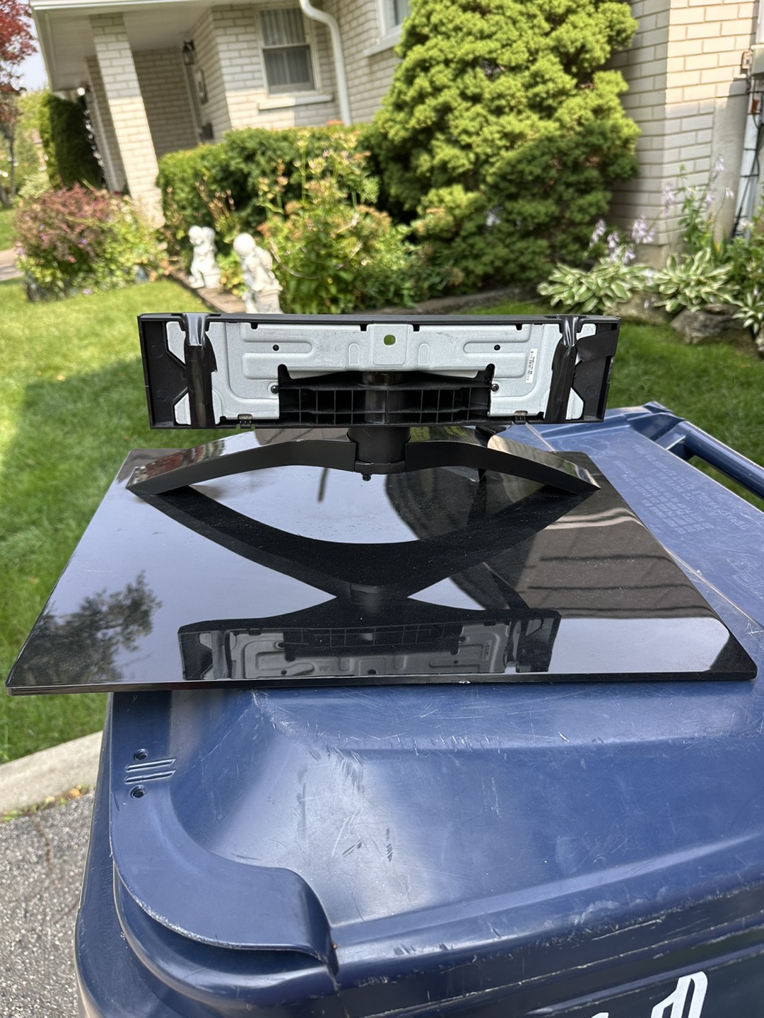 T v stand for Sony thumbnail