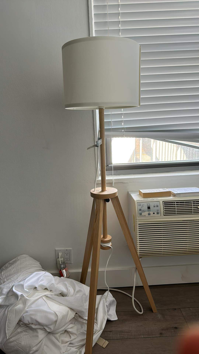 Lamp PICK UP ASAP