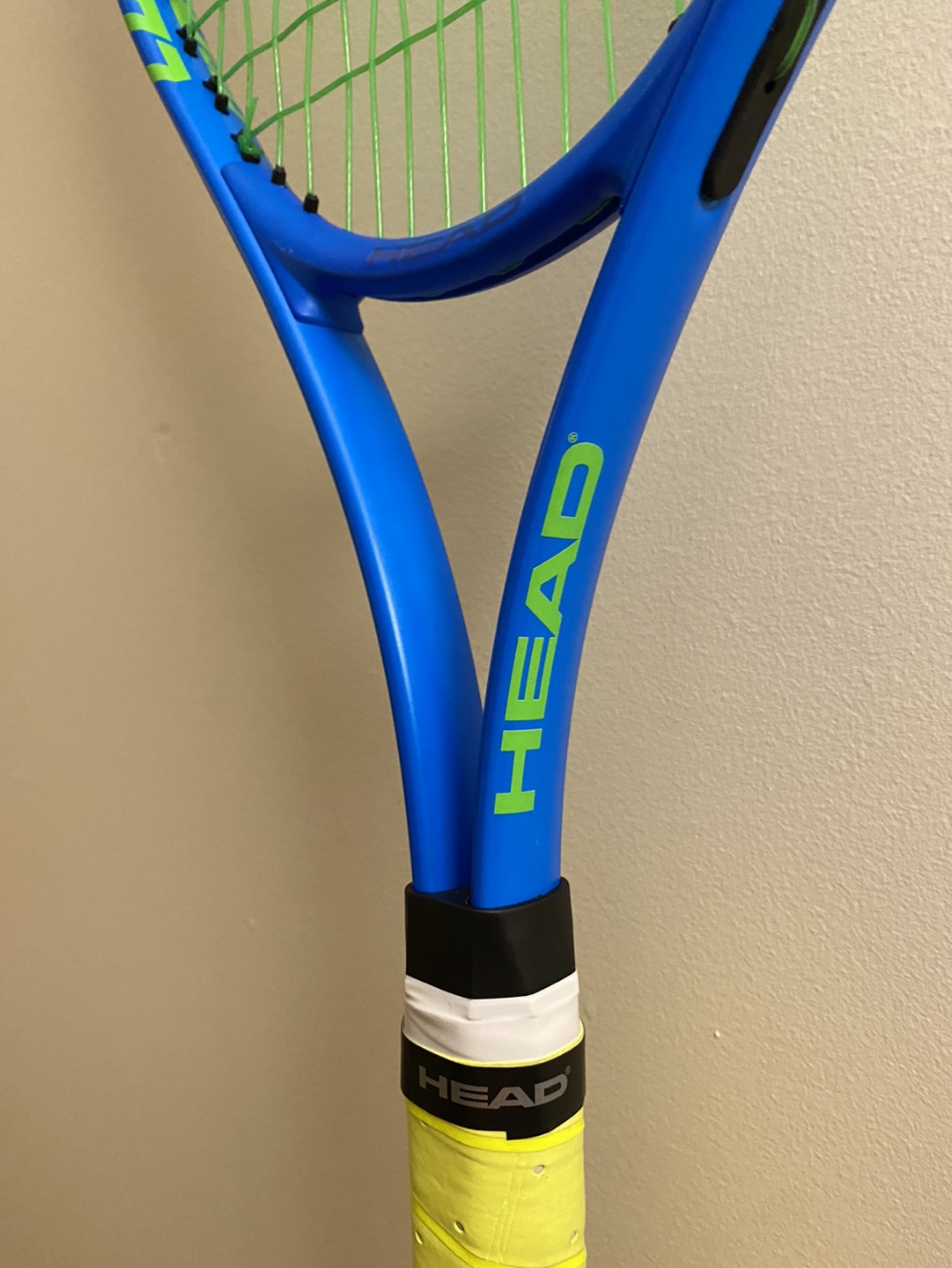 Head tennis racket 27inch 4 3/8 grip - photo 2