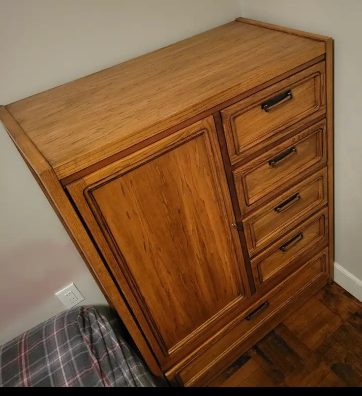 CUSTOM WOOD DRESSER WITH MIRROR thumbnail