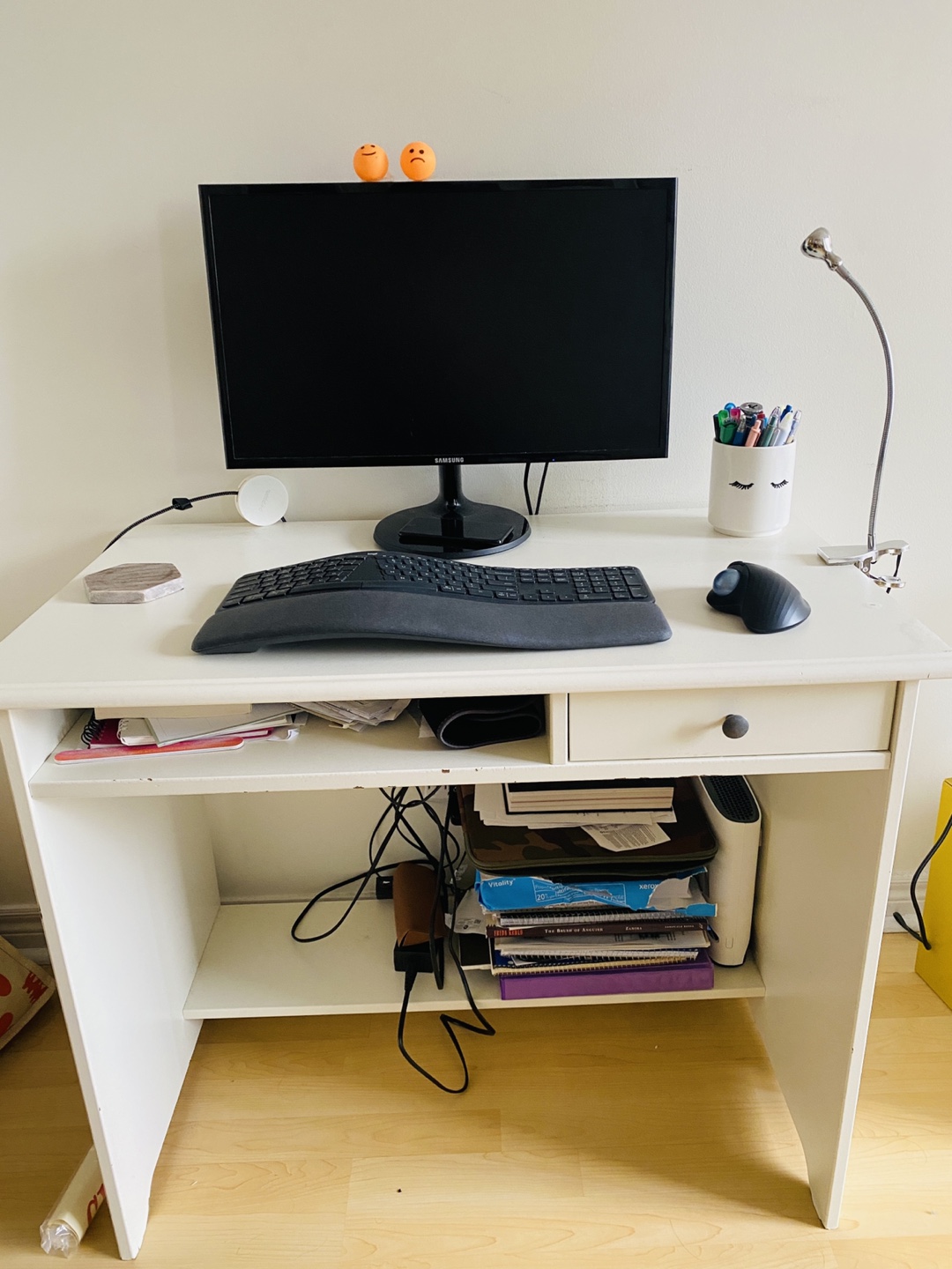 Study Desk - Need it gone!! - photo 2