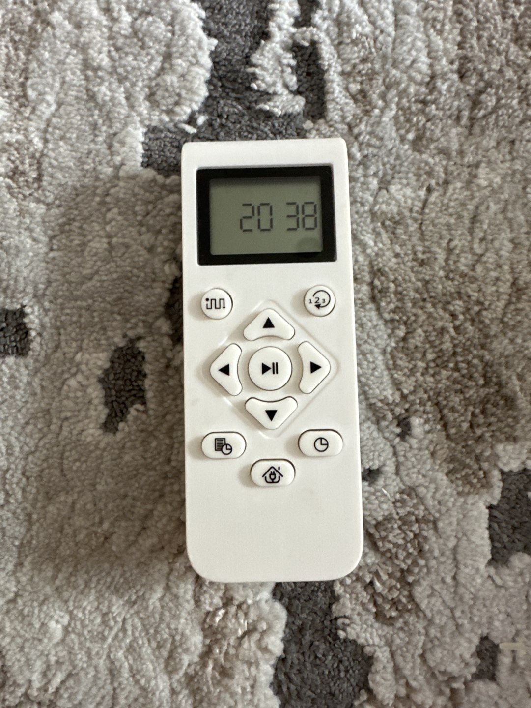 Elegant Life Roomba vacuum with app - photo 2