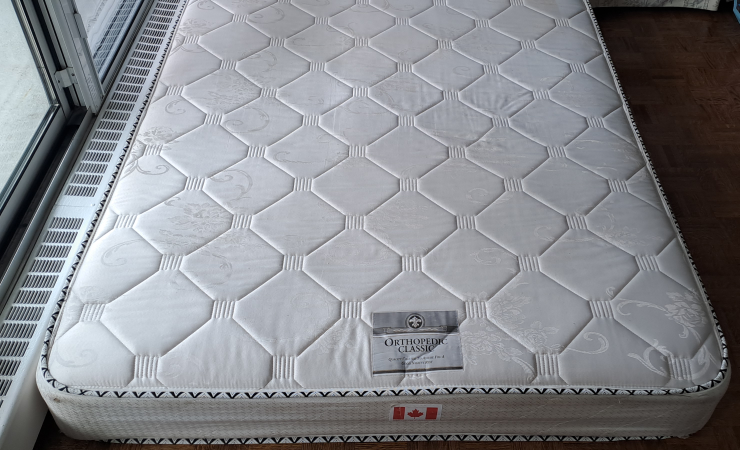 Queen matress - photo 2