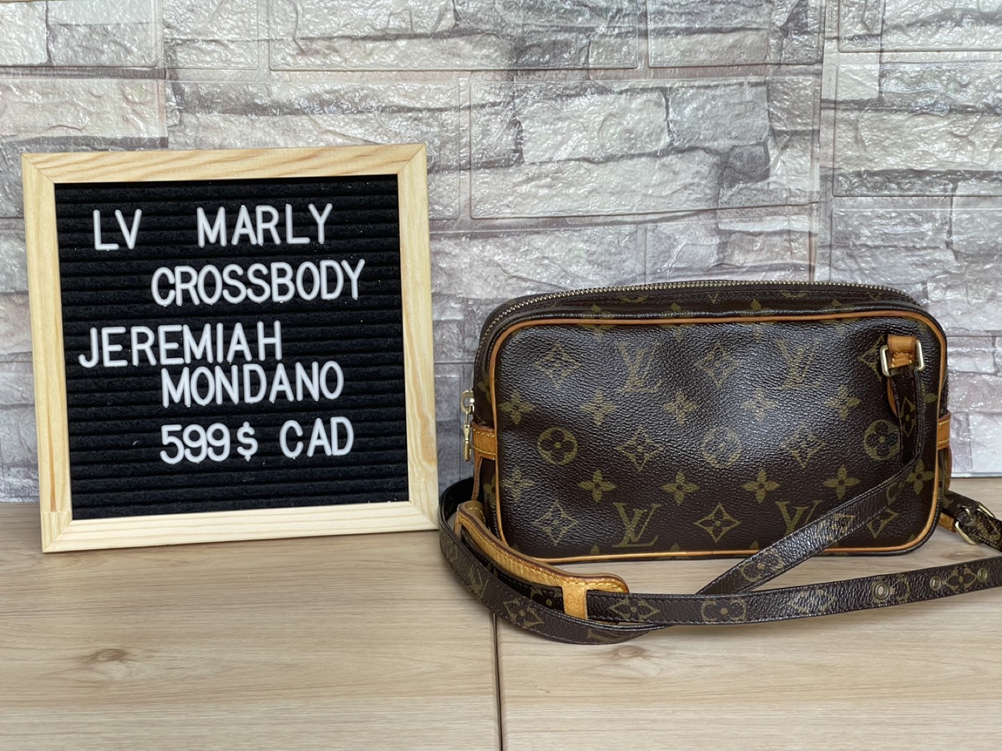 Louis Vuitton bag thumbnail