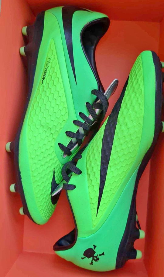 soccer cleat image indicator(5)