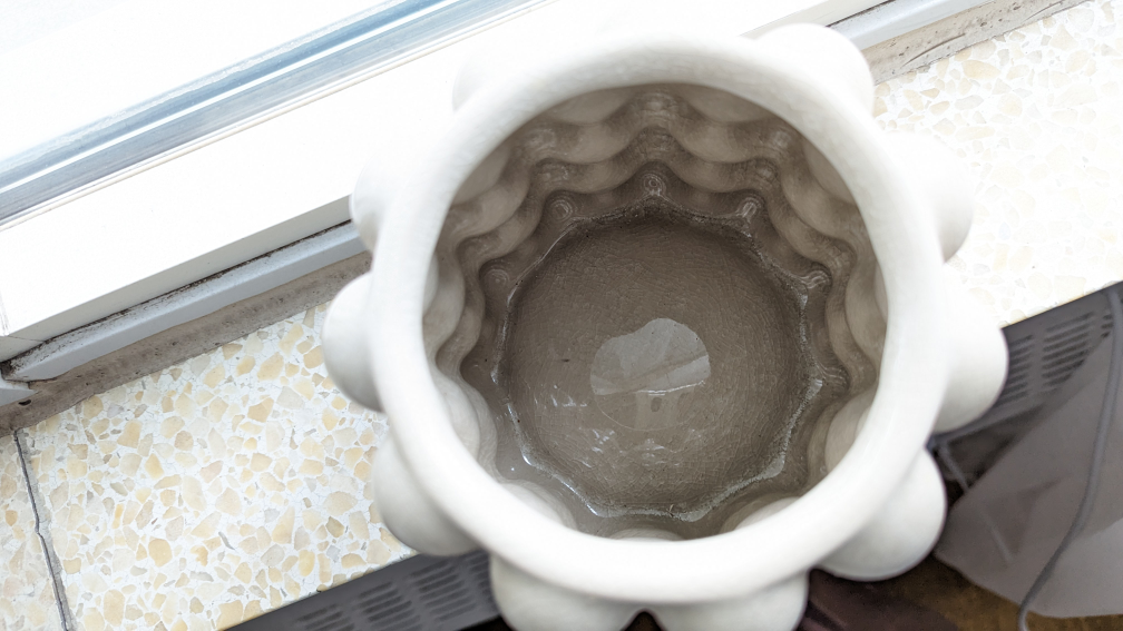 Plant pot/Item storage  (Moving sale. will donate soon) - photo 2