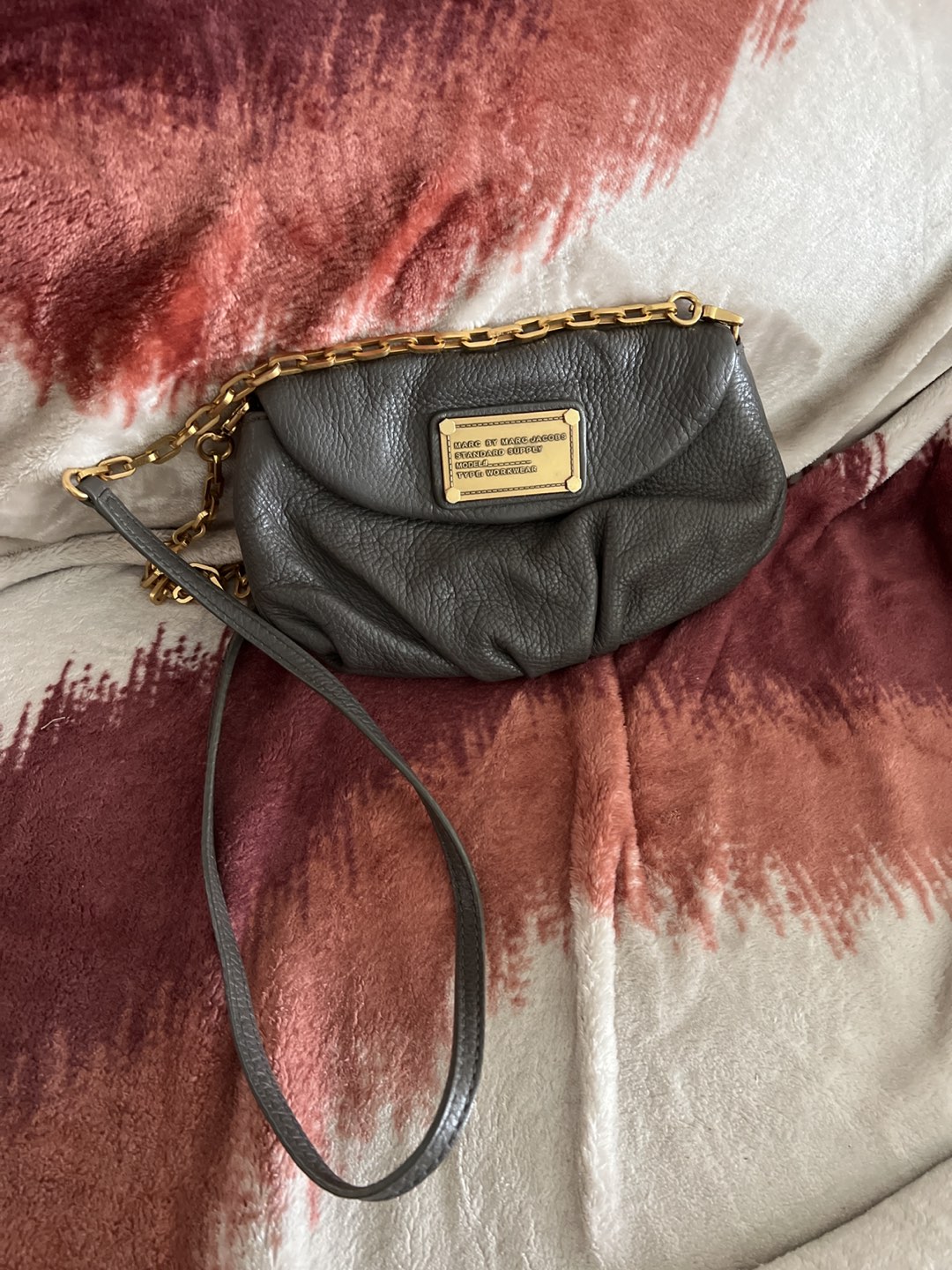 Marc Jacobs wallet crossbody