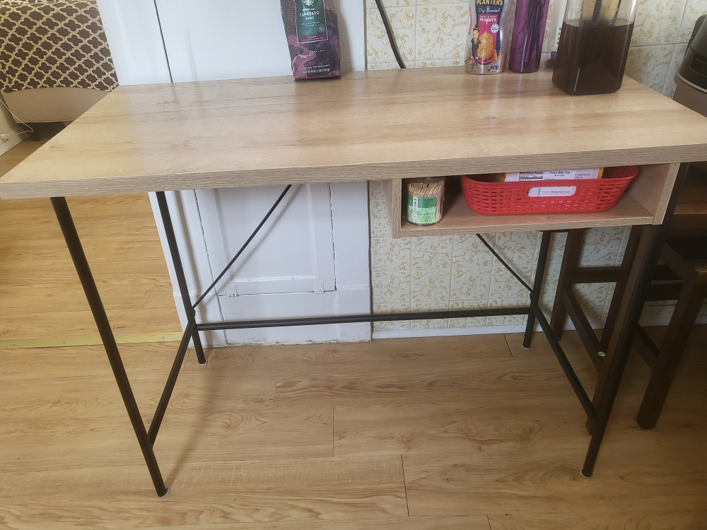 wooden desk almost new, moving sale