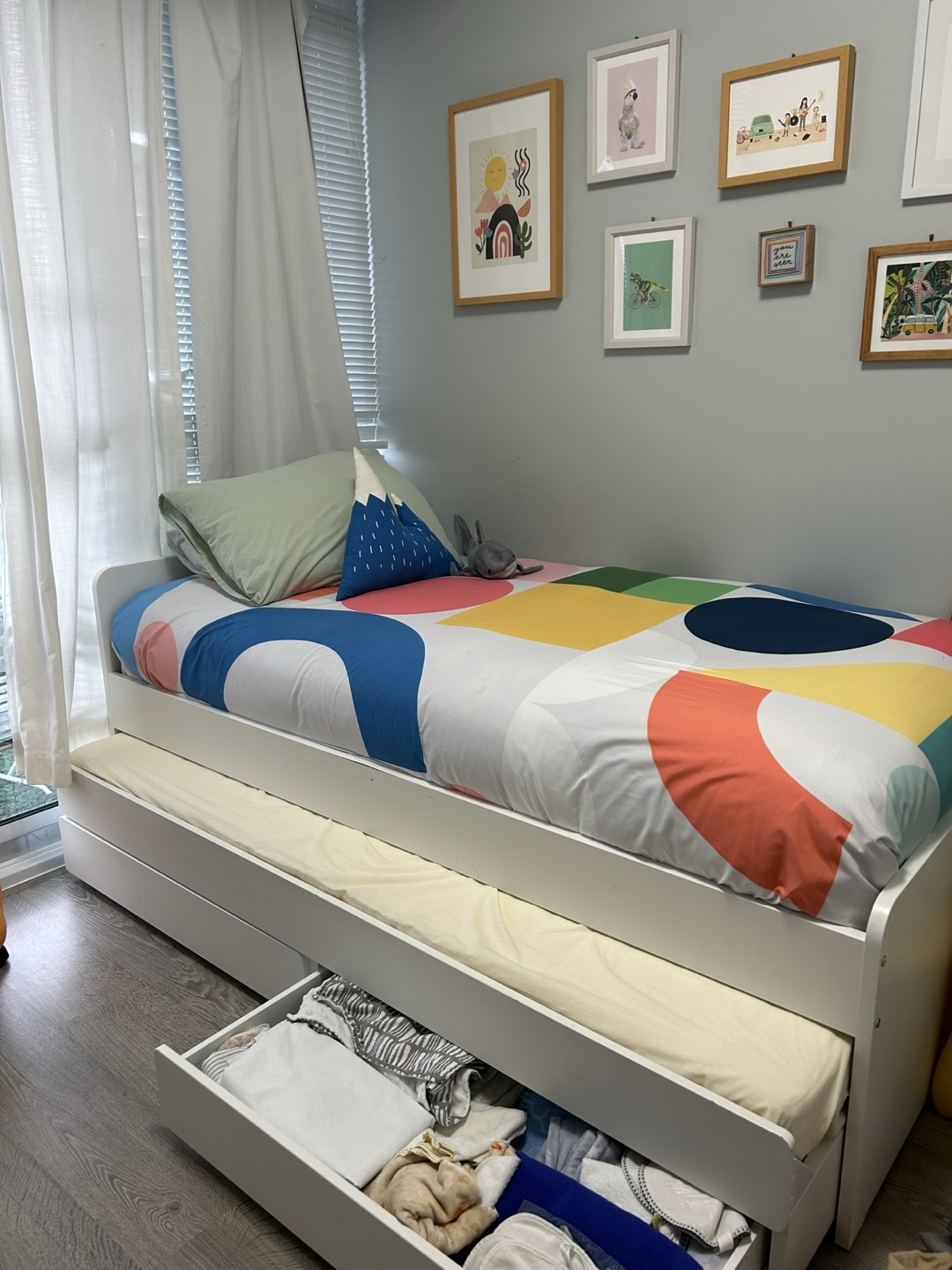 High quality Twin mattress from sleep country