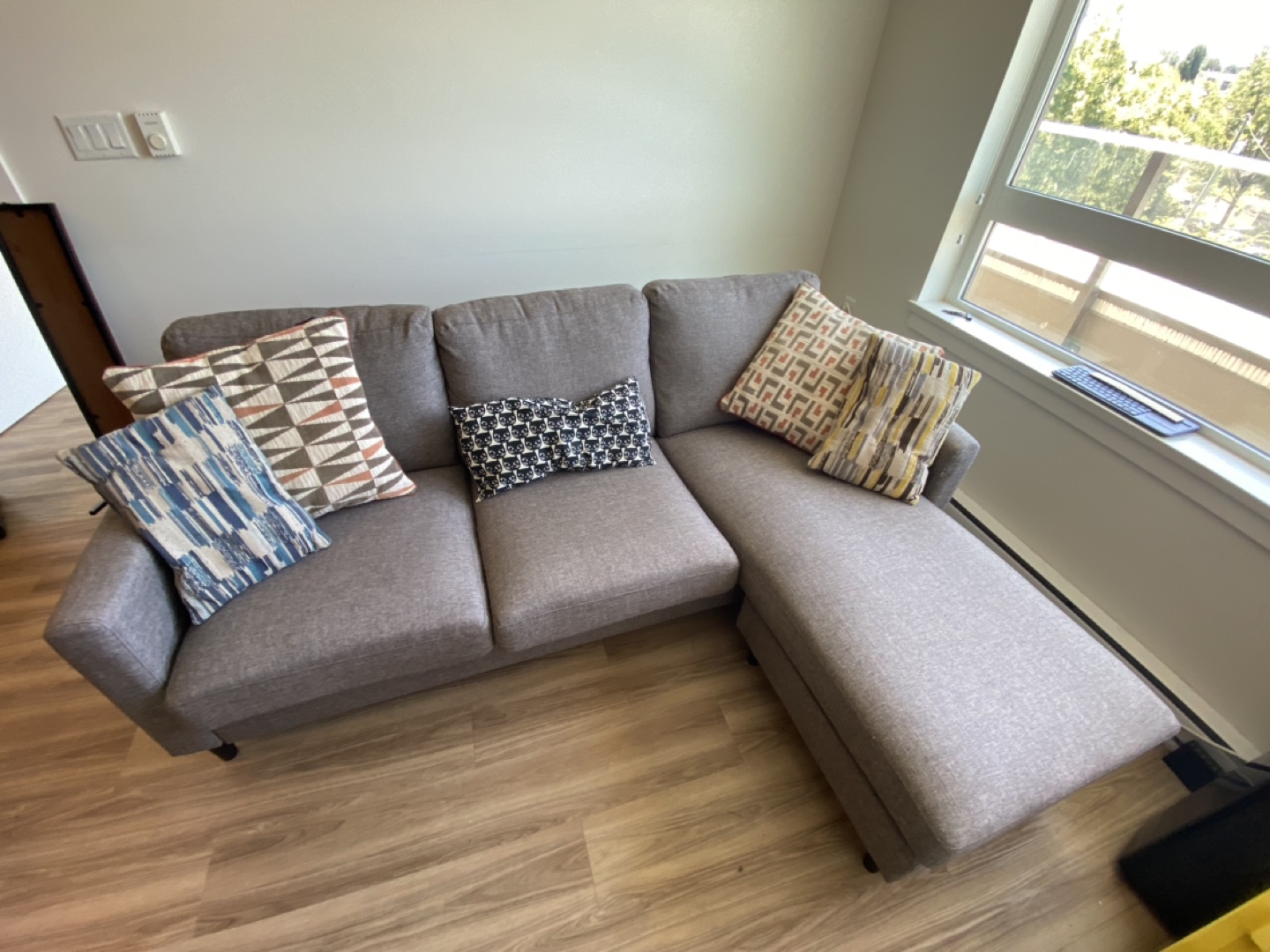 81.3" Reversible Sectional thumbnail