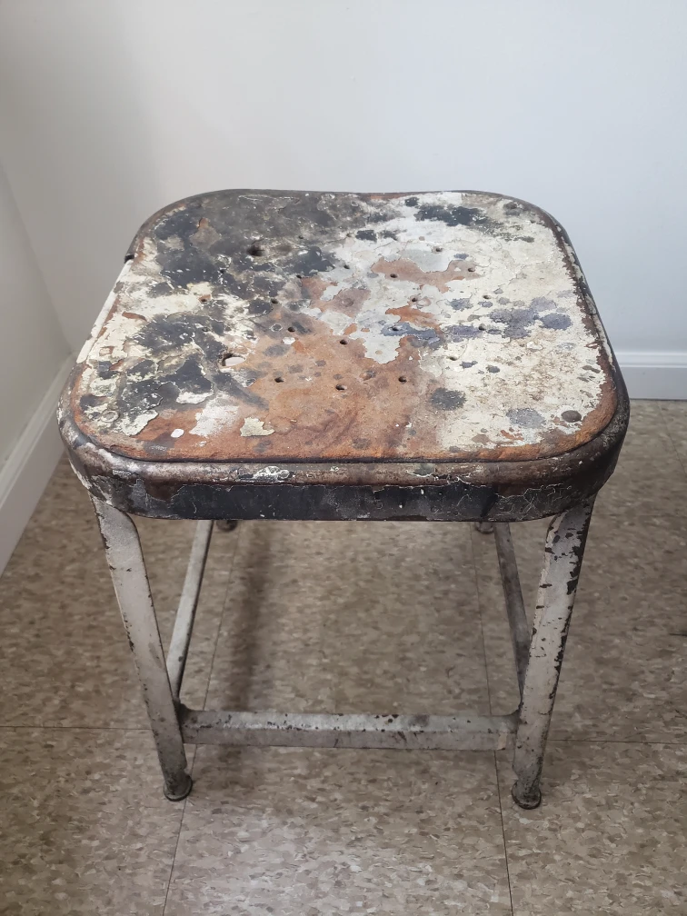 VINTAGE METAL SILVER STOOL - photo 3