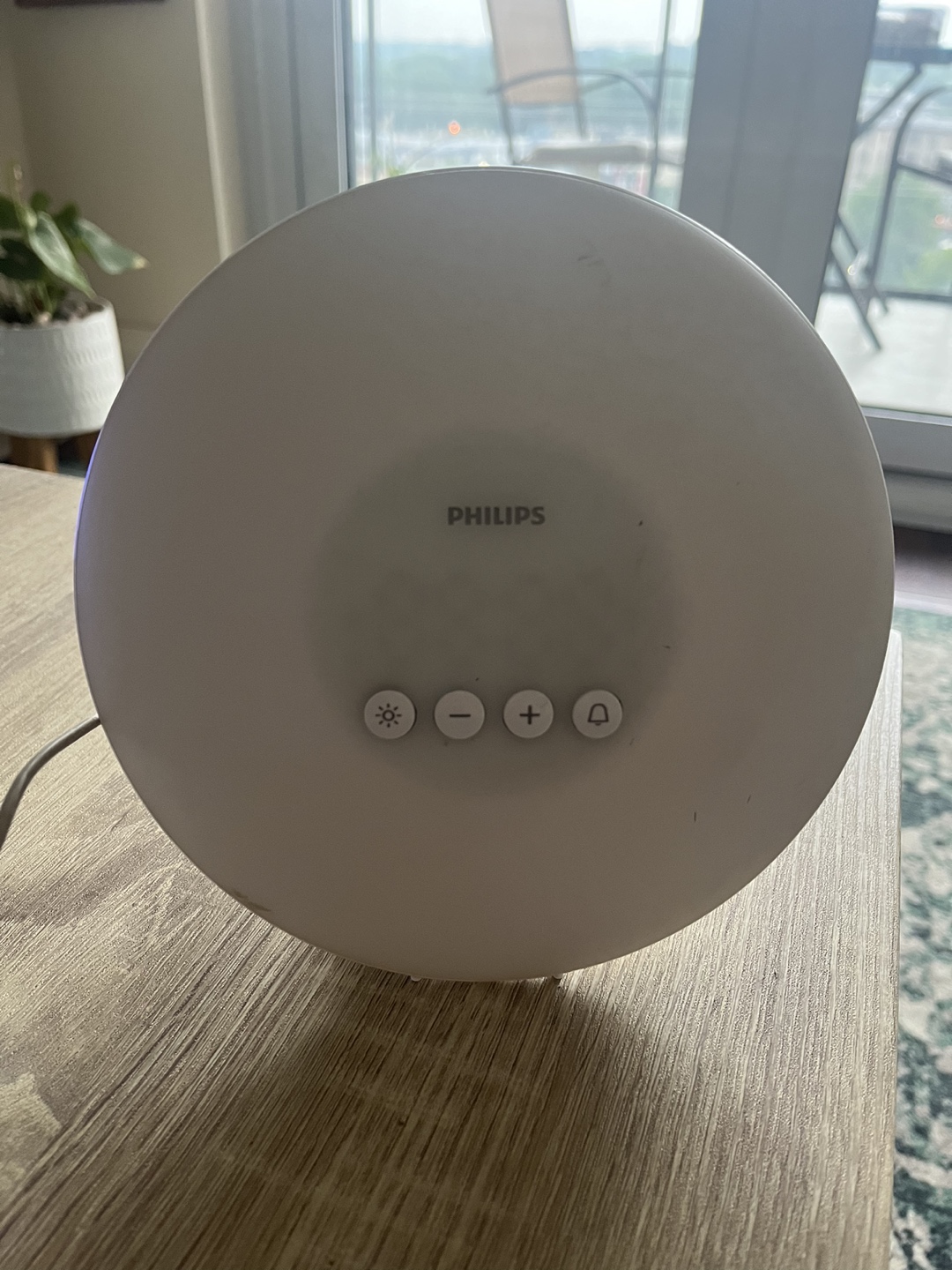 Philips SmartSleep Wake-Up Light Therapy Alarm Clock - photo 2