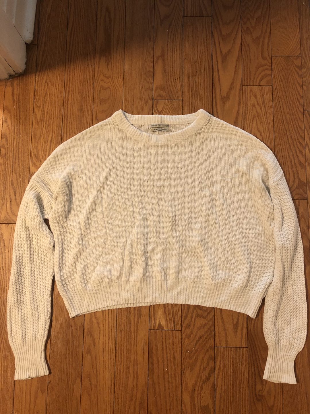Urban Outfitters women’s shirt thumbnail