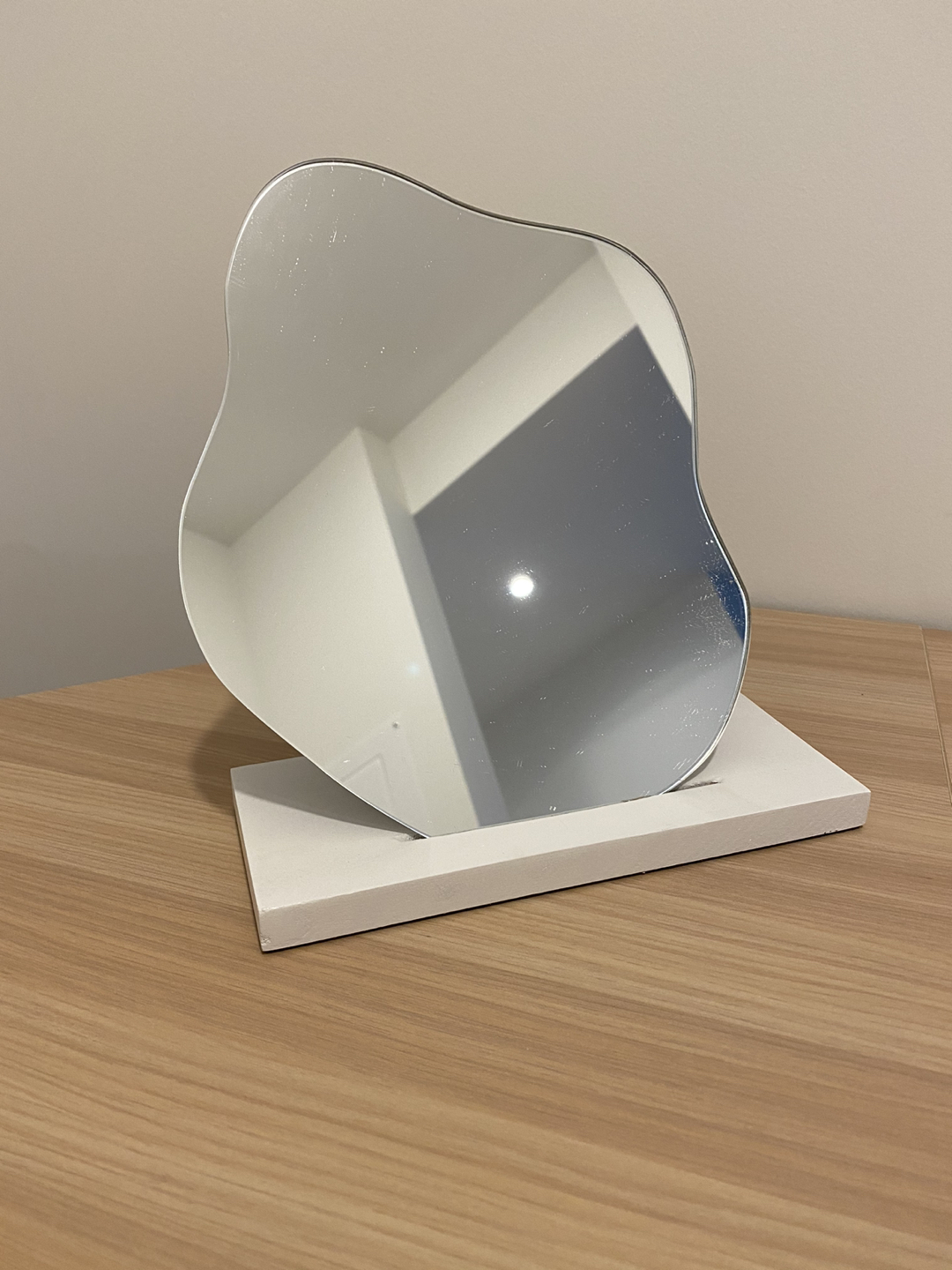 Groovy Mirror for Sale image indicator(4)