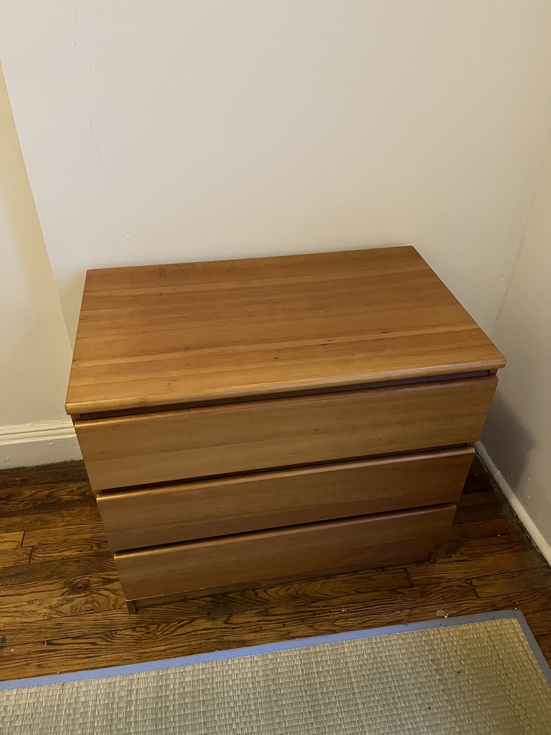 Dresser and side table drawer - photo 2