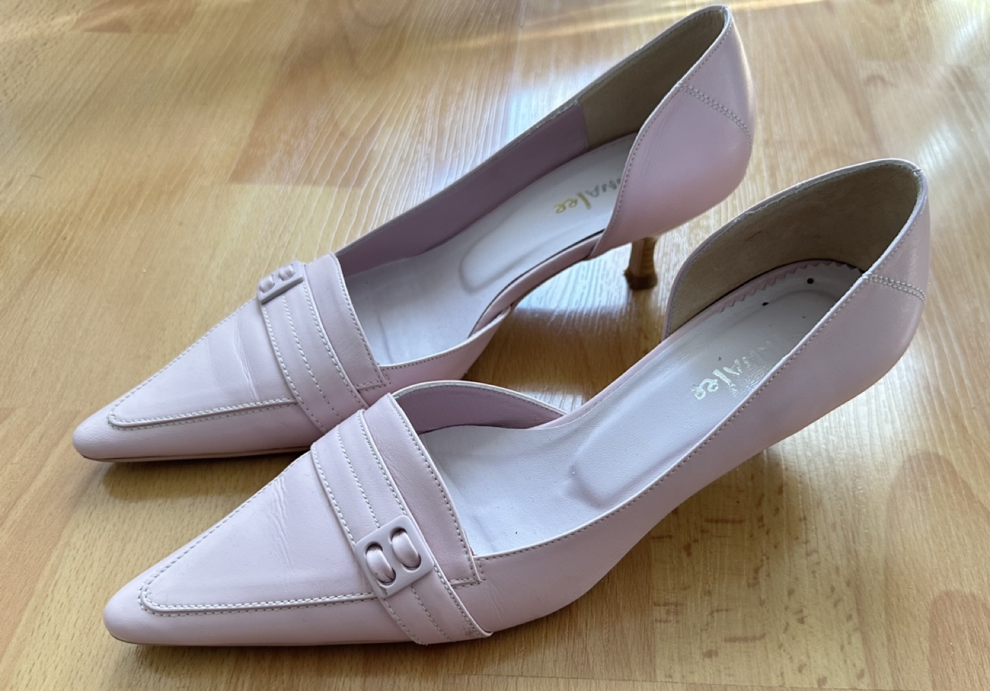 Women shoes