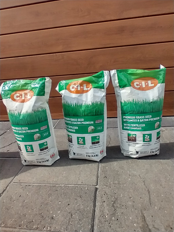 Premium Grass Feed 10 each thumbnail