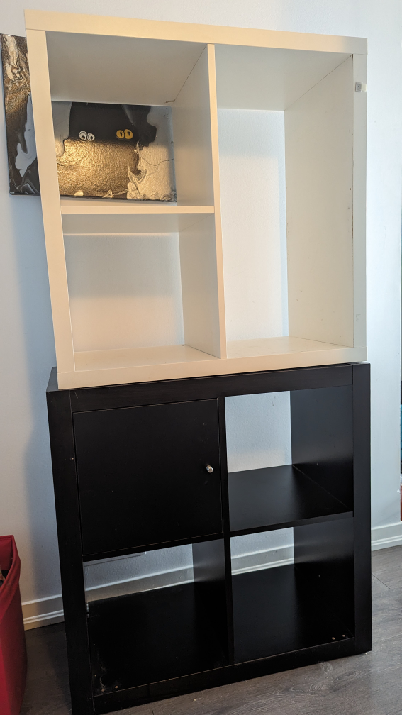 2 x Ikea Kallax shelves 