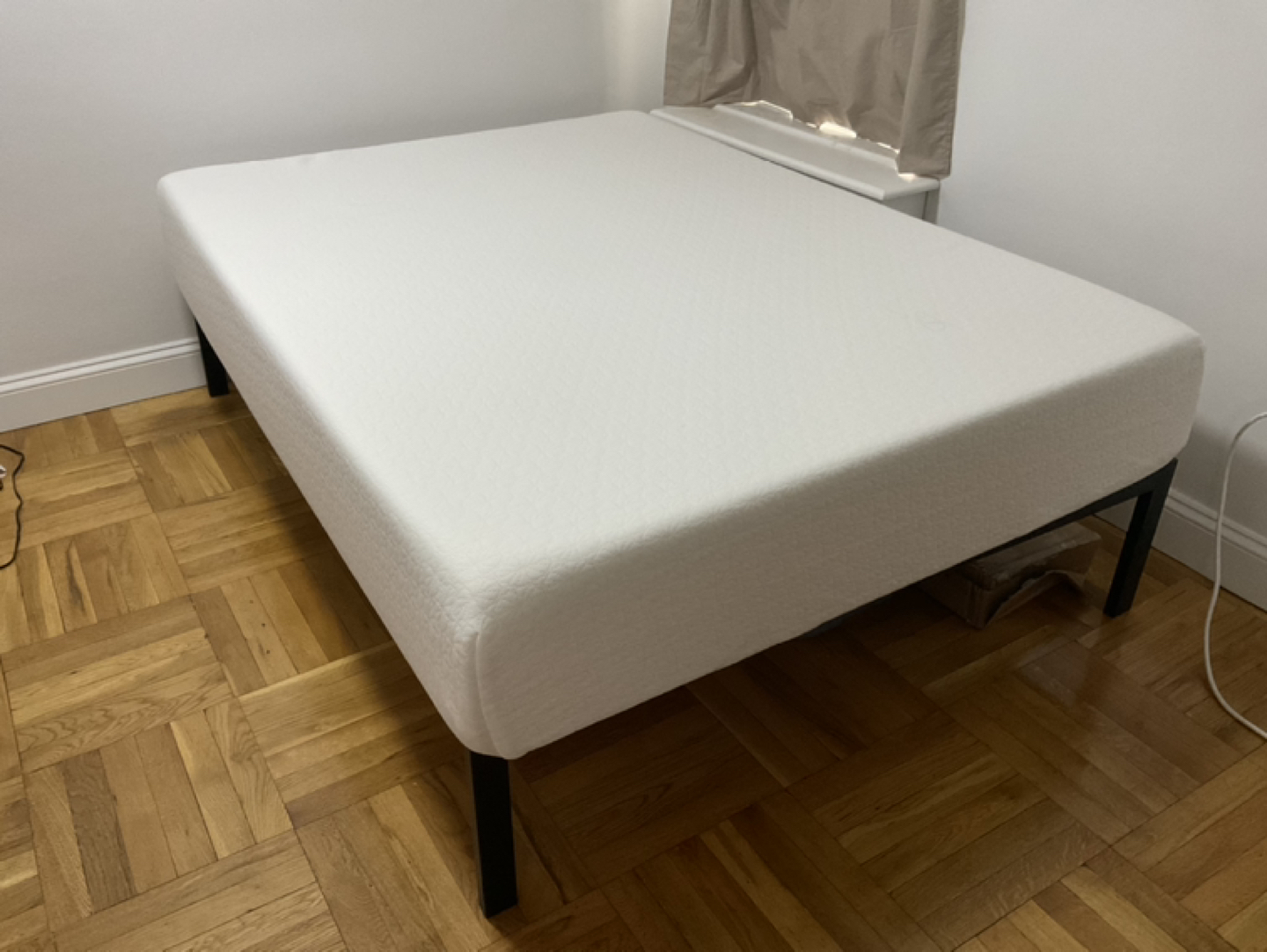 Zinus 10 Inch Green Tea Memory Foam mattress+bed frame full size - photo 2