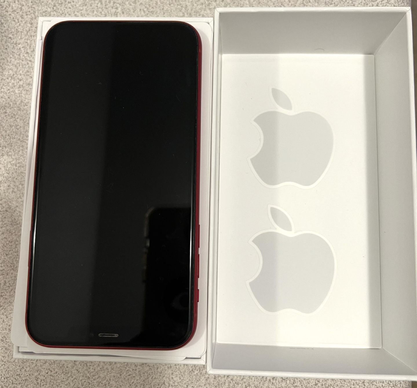 Iphone XR 64GB image indicator(4)