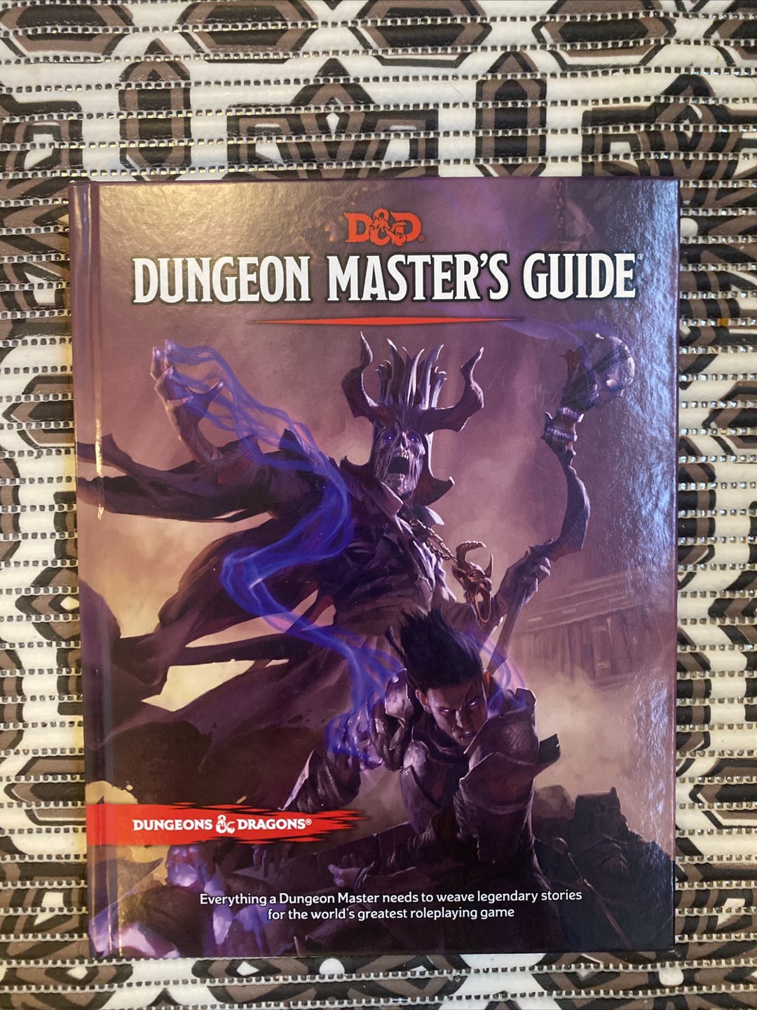 Dungeons & Dragons: Dungeon Master Guide - LIKE NEW thumbnail
