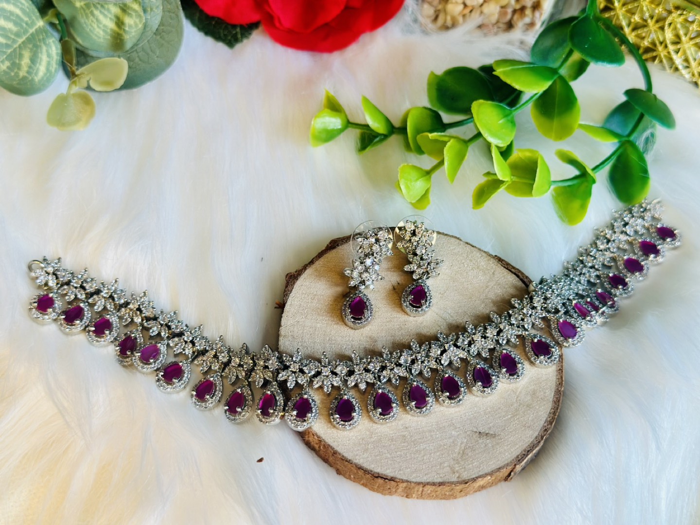 American diamonds necklace with rubies image indicator(4)