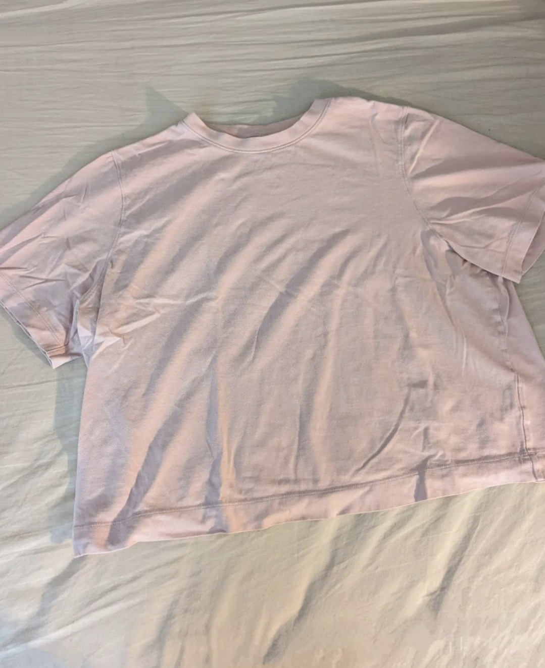 UNIQLO dusty pink T-Shirt image indicator(3)