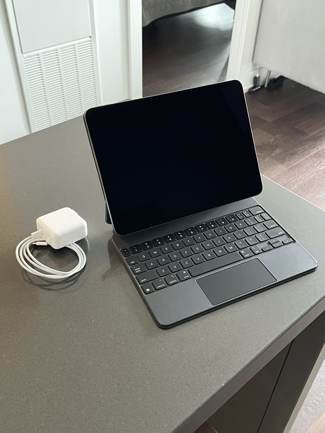 iPad Air (4th Generation) - photo 3