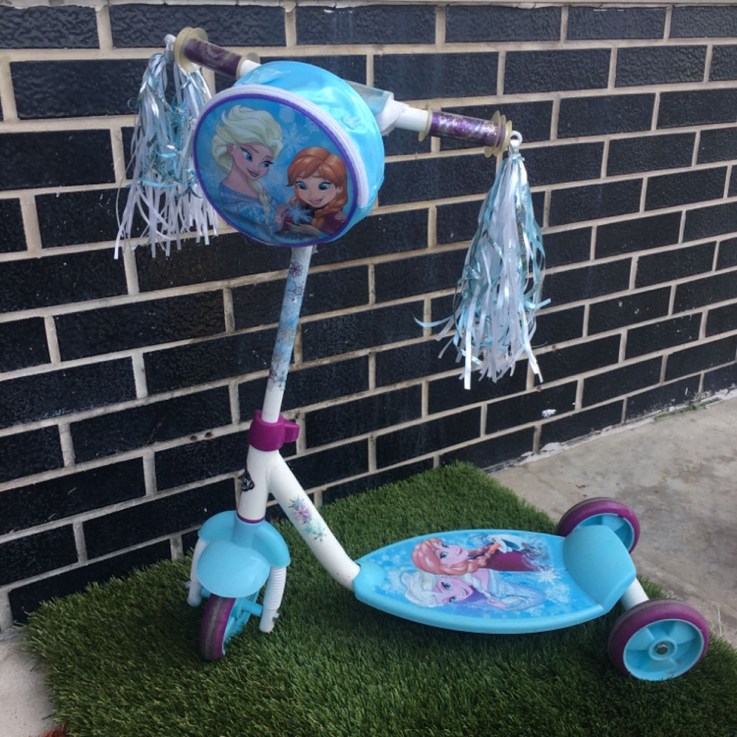 Scooter for girl 3-7yo with bag thumbnail