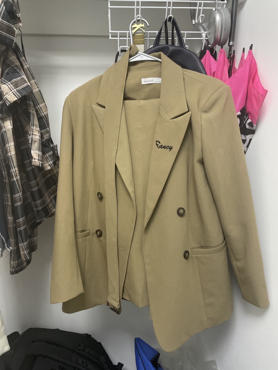 Brown suit(total:$10)