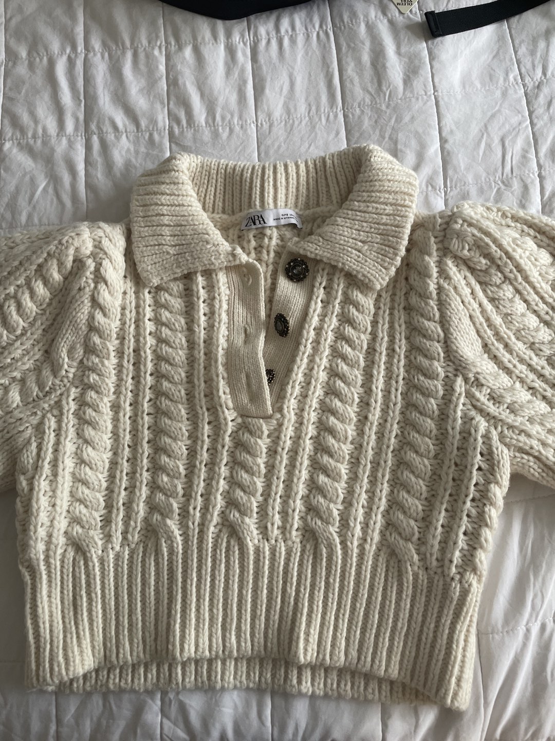 Zara sweater thumbnail