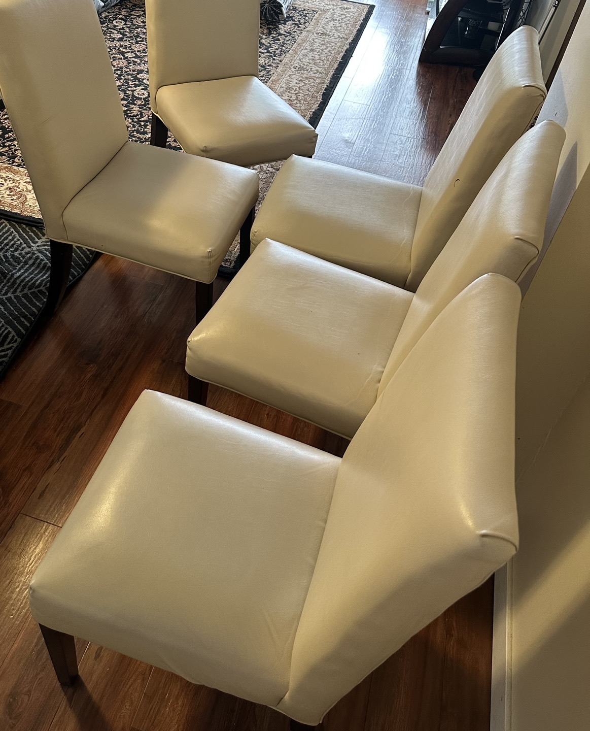 Dining table chairs