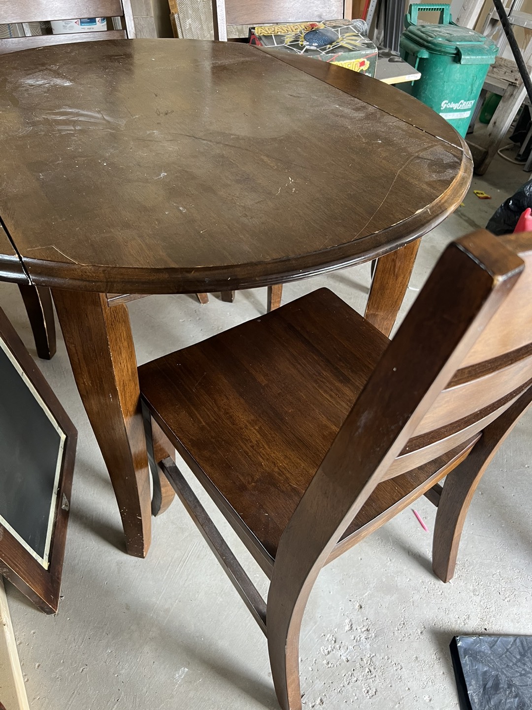 solid wood round table with drop leaf and 4 chairs