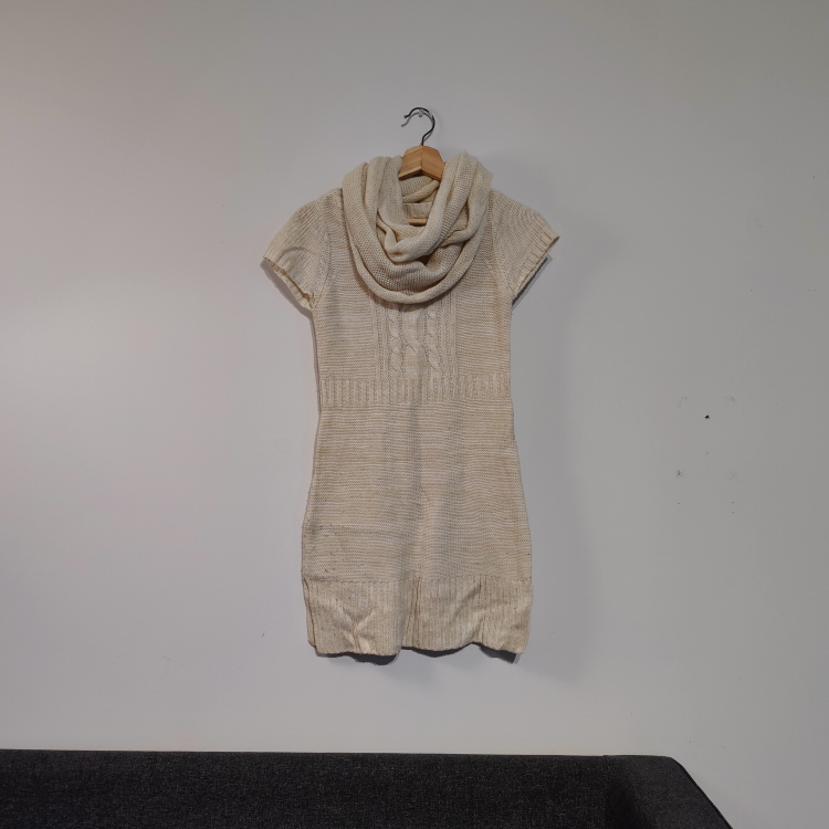 knitted short sleeve dress