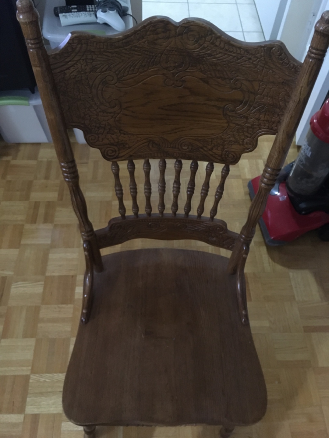 Wooden kitchen chairs