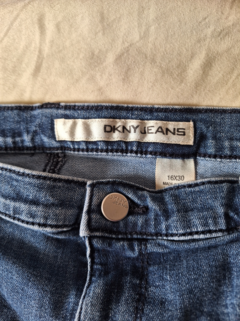 ✨️sale ✨️DKNY jeans image indicator(2)