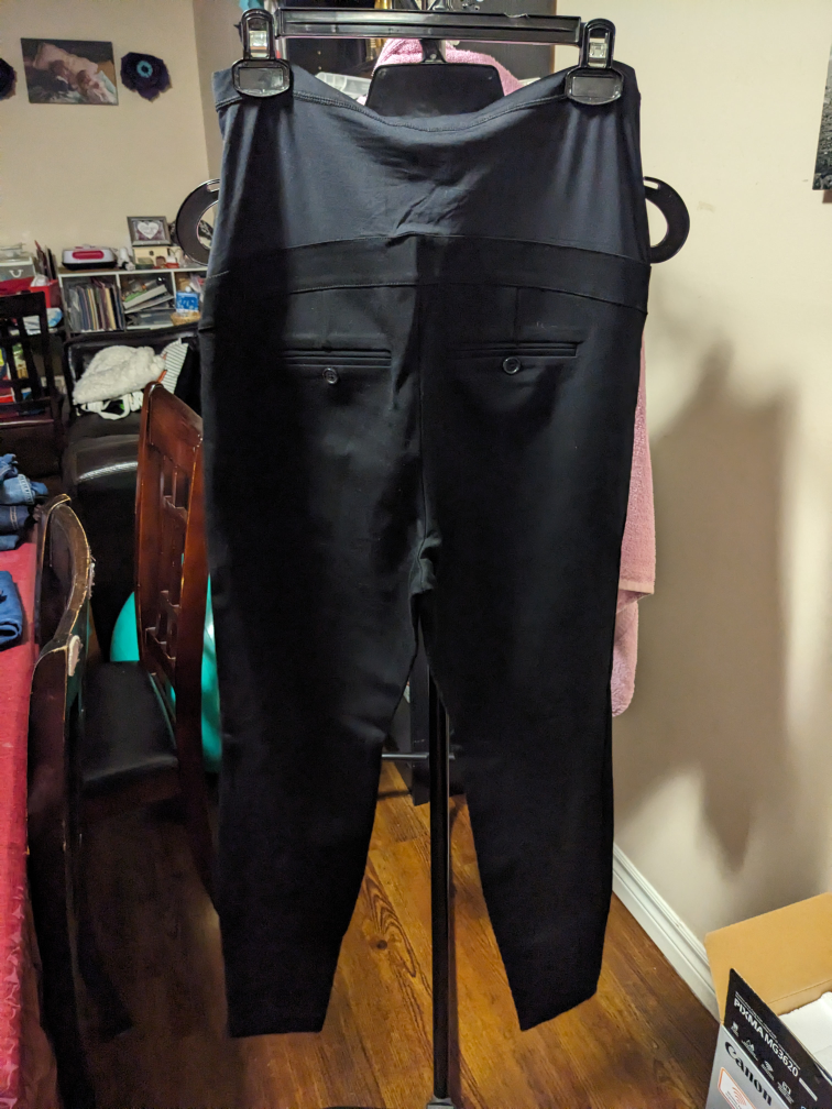 Maternity clothes size M $35 - photo 5