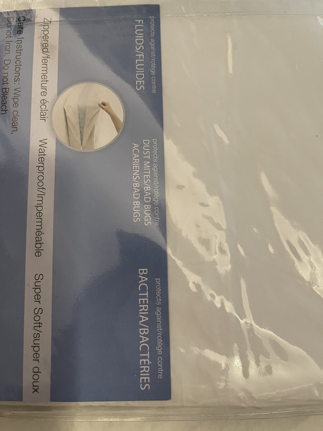 BNIB .. WATERPROOF MATTRESS protector .. full size image indicator(5)