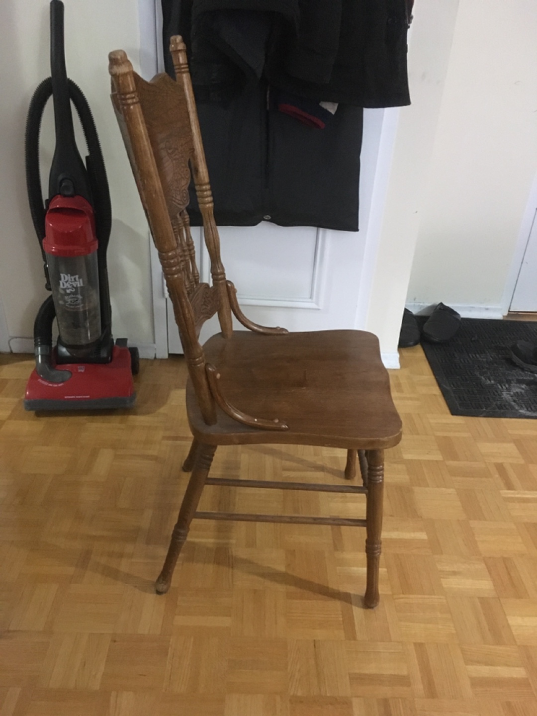 Wooden kitchen chairs - photo 2