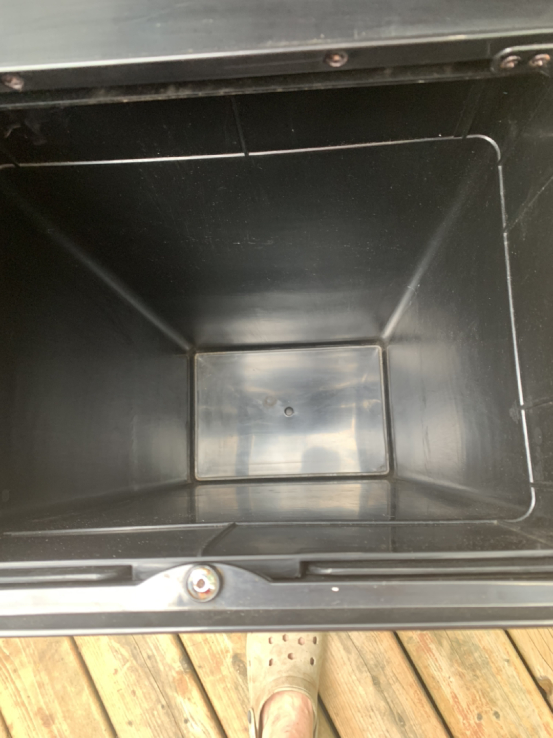 Garbage can - photo 2