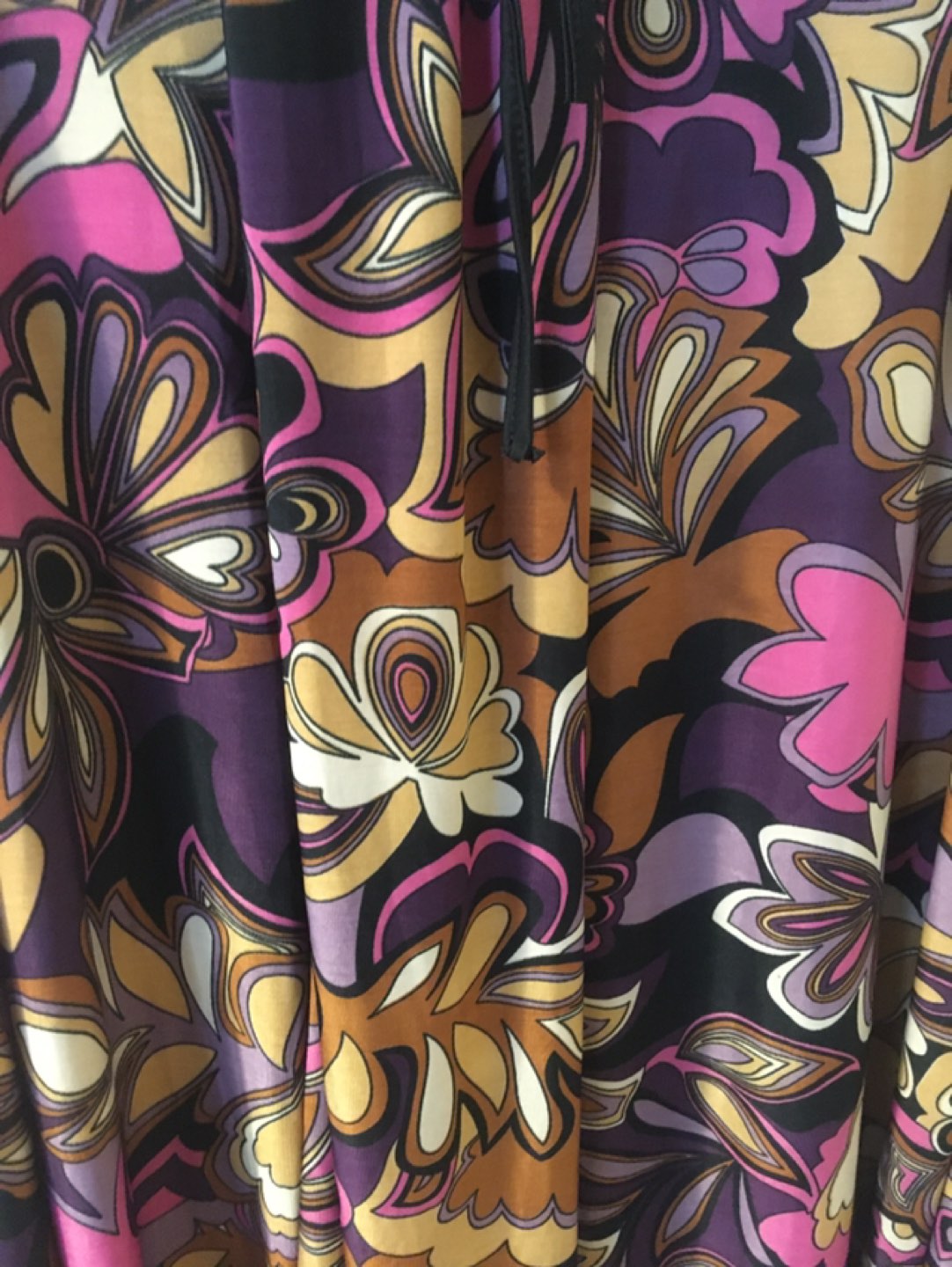 Women tank top and dress , each $5 image indicator(6)