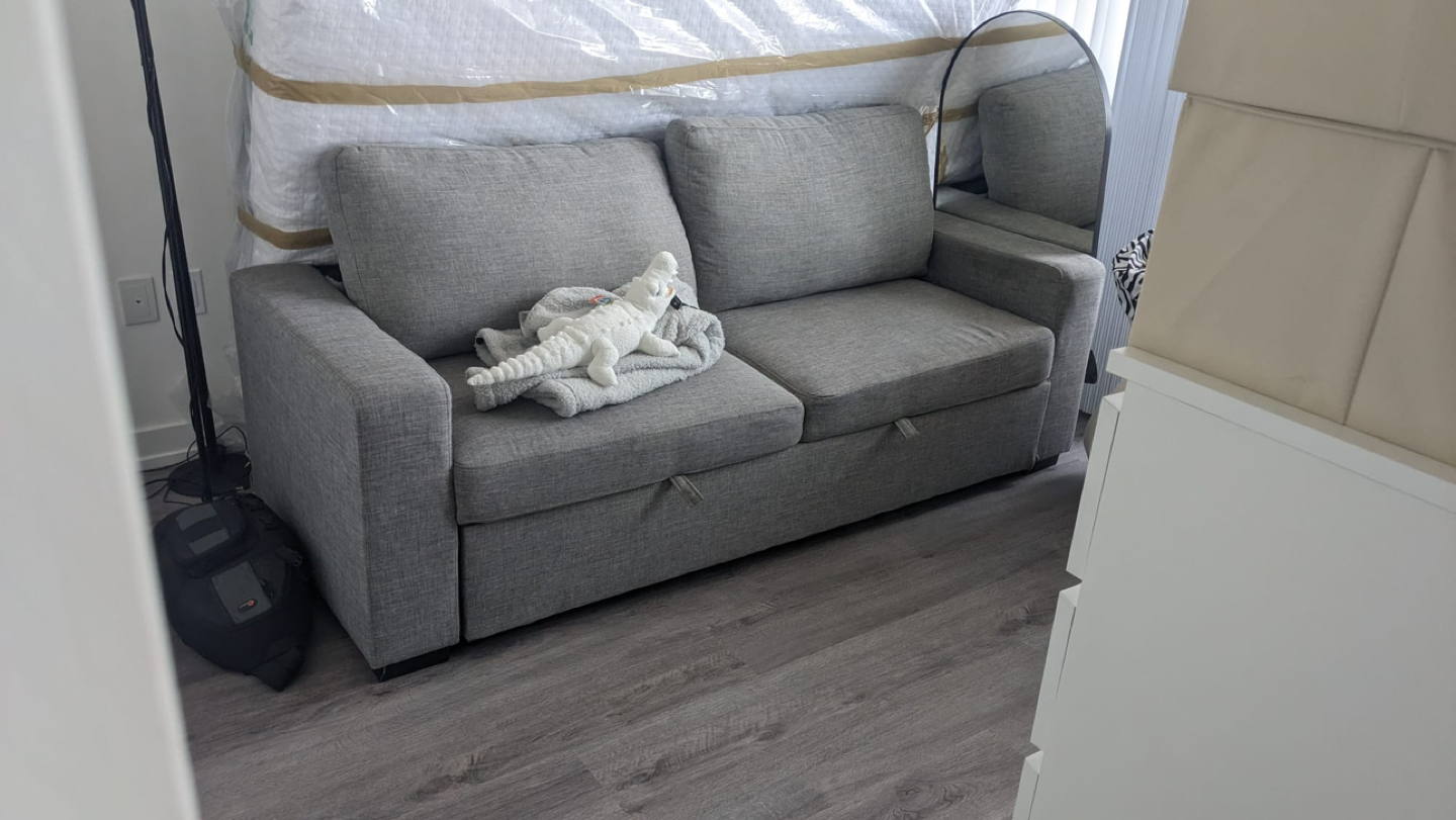 Sofa 🛋️ like new image indicator(2)