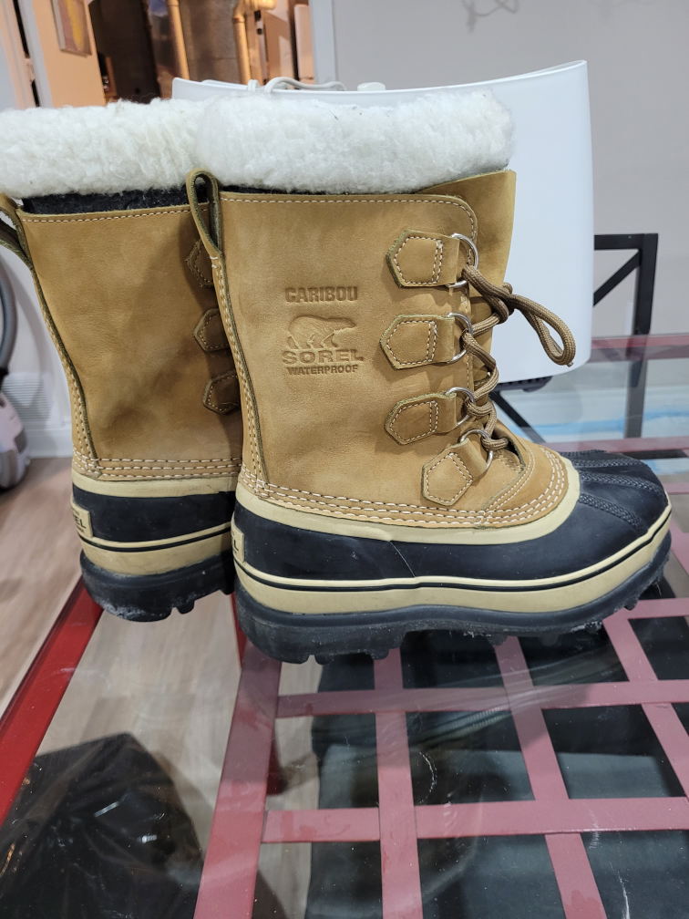 SOREL Caribou Winter Boots women's Size 6