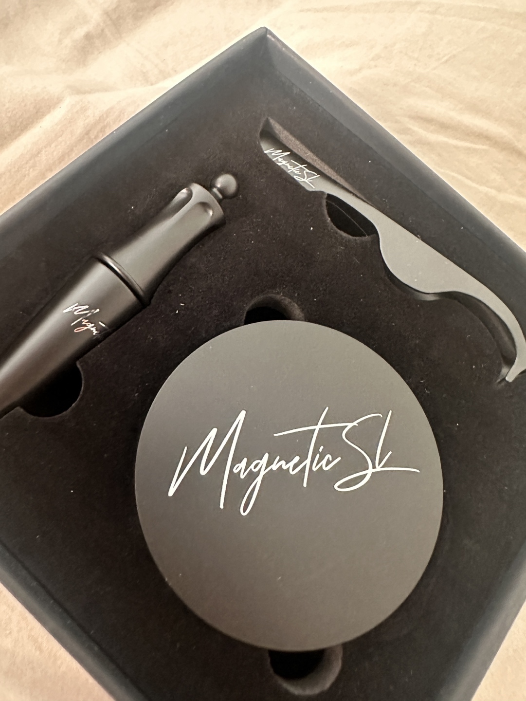 #freecycle- Never used Magnetic eyelash set - photo 5