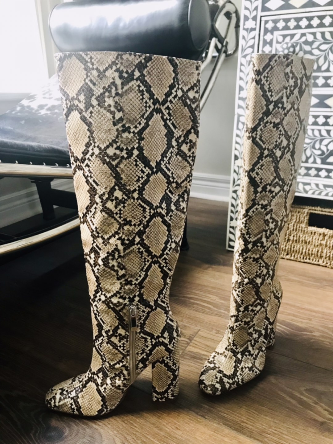 Snake print knee high boots 6 image indicator(3)