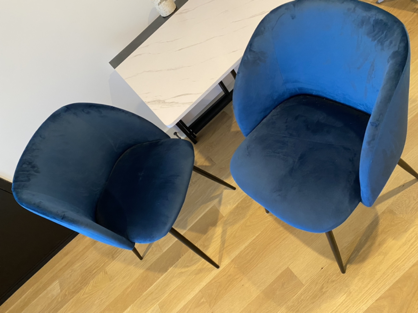 Velvet Royal blue chairs - photo 2