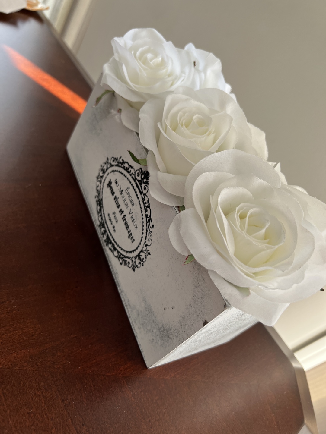 French flower box decor image indicator(4)